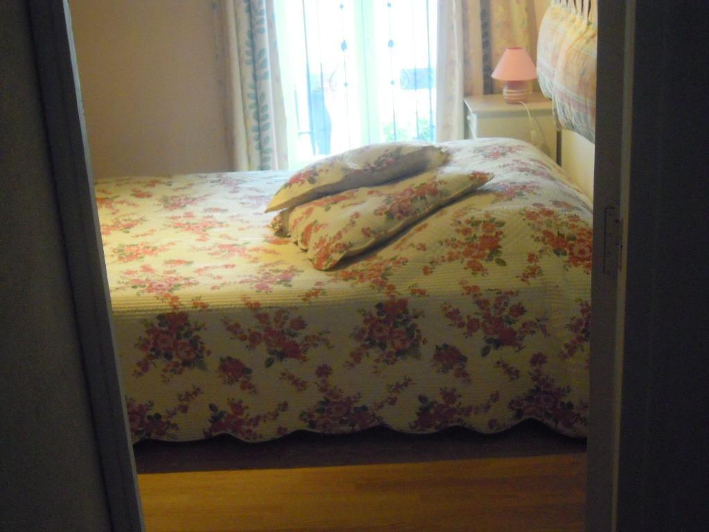La Boulonne Villa Festigny  Bilik gambar